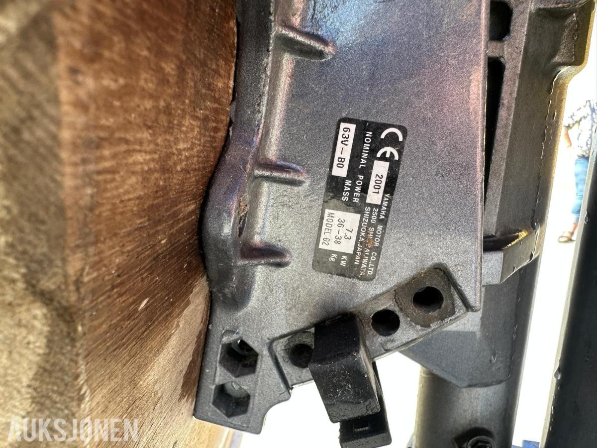 2001 Linder Sportsmann 400 båt med henger og motor
